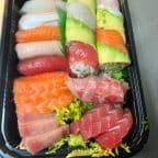 Best Sushi and Sashimi Combo Entree in Ridgewood, NY